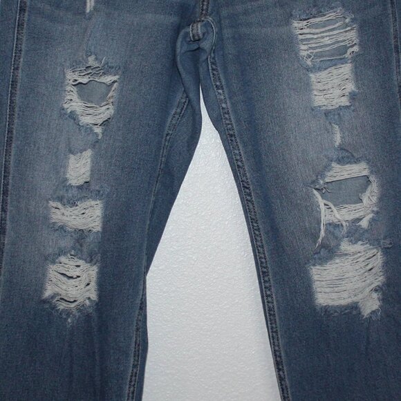 Hollister Midrise Crop Boyfriend Jeans - Picture 3 of 6